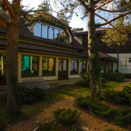 Revita Józefów Exteriör bild